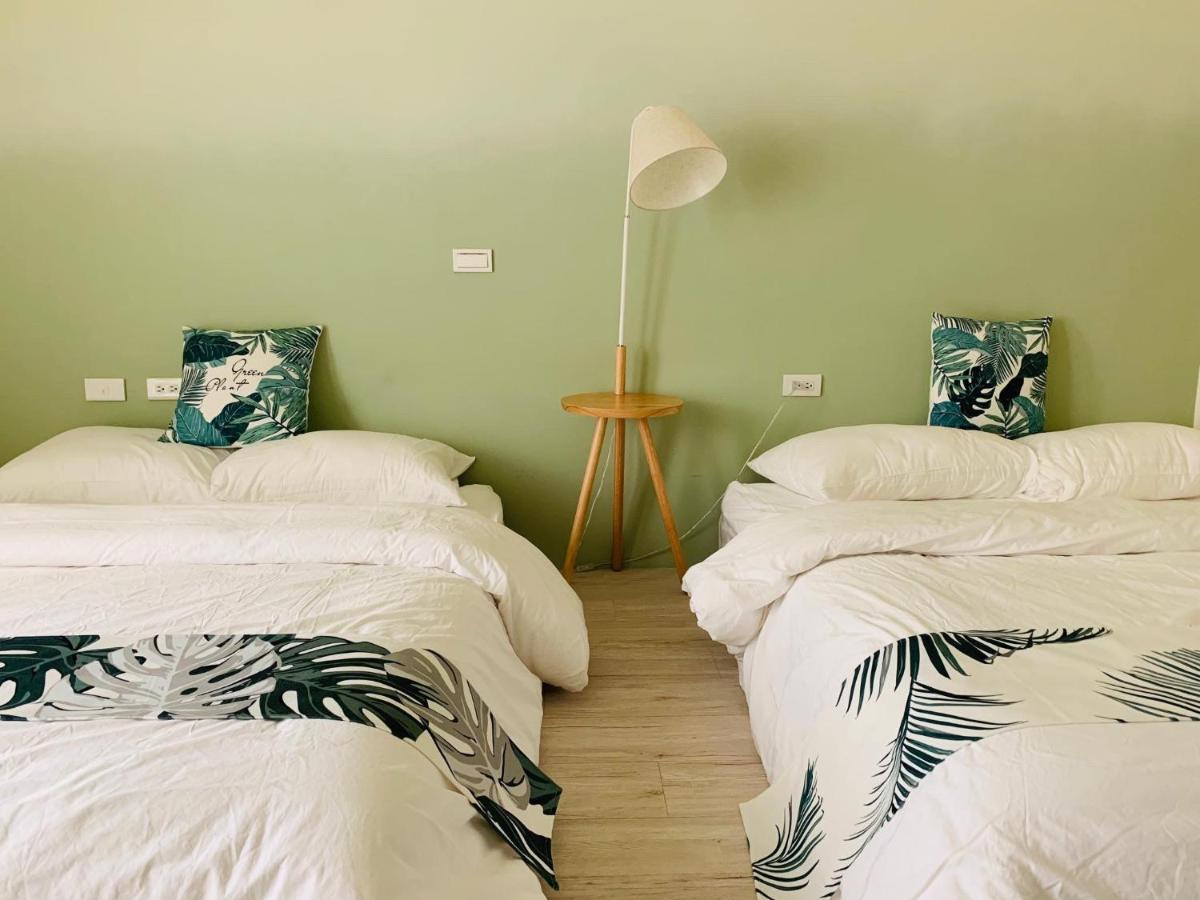 Burano Yellow Villa Heng-ch'un Extérieur photo