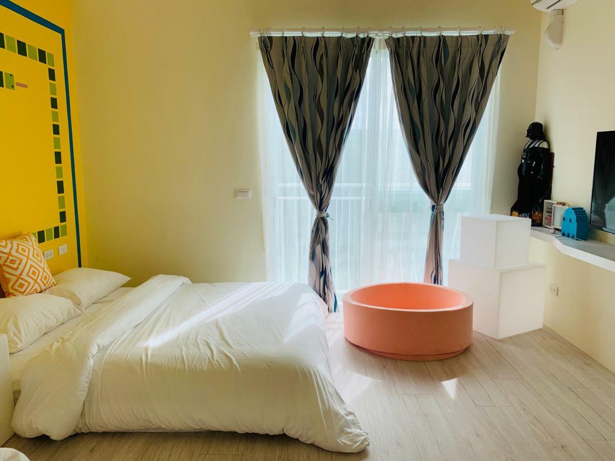 Burano Yellow Villa Heng-ch'un Extérieur photo