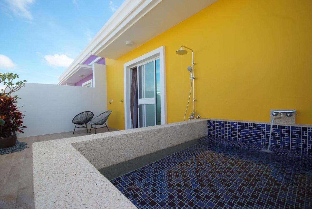 Burano Yellow Villa Heng-ch'un Extérieur photo